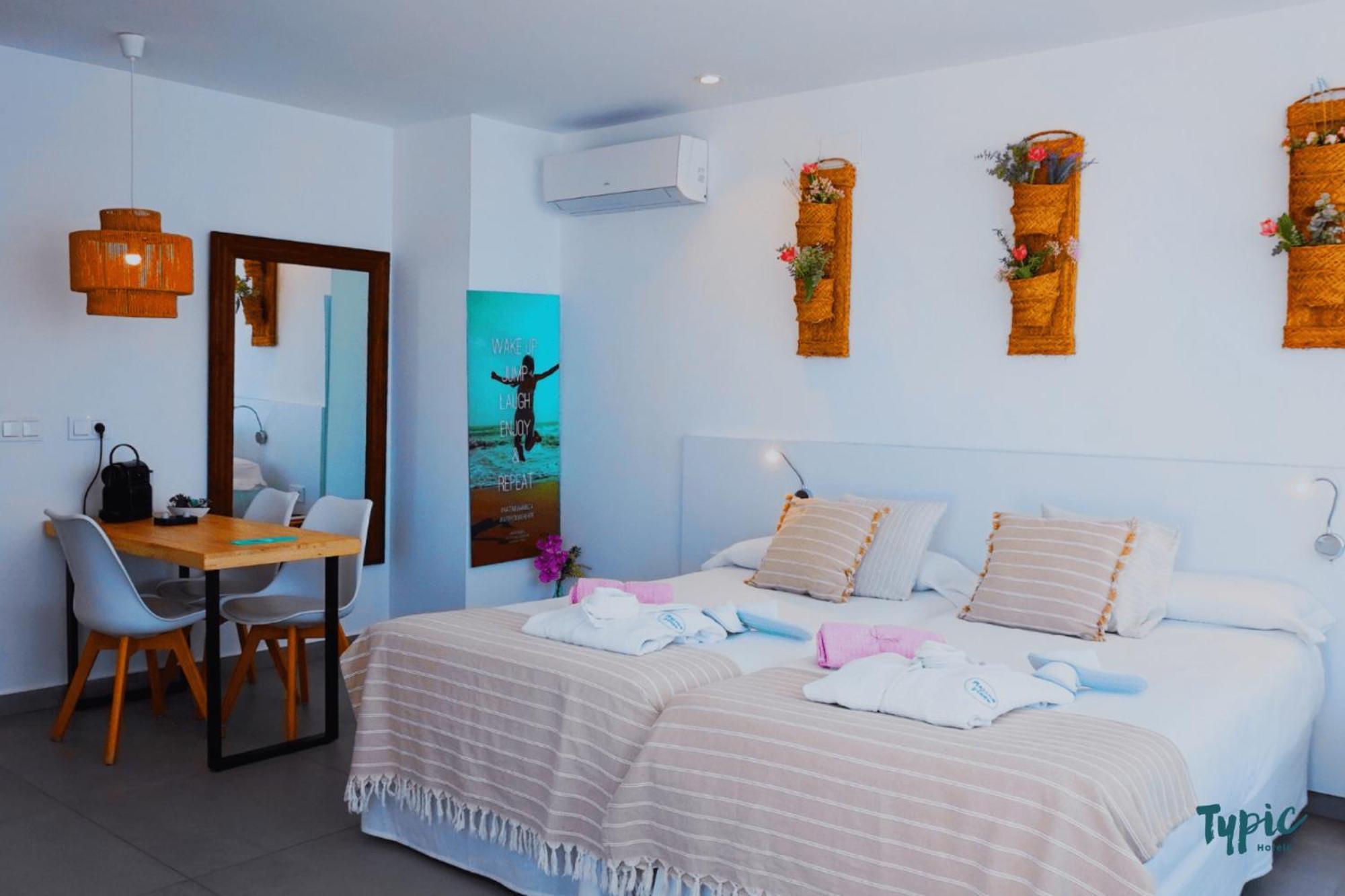 Typic Marina Playa - Adults Only San Antonio (Ibiza) Exterior foto