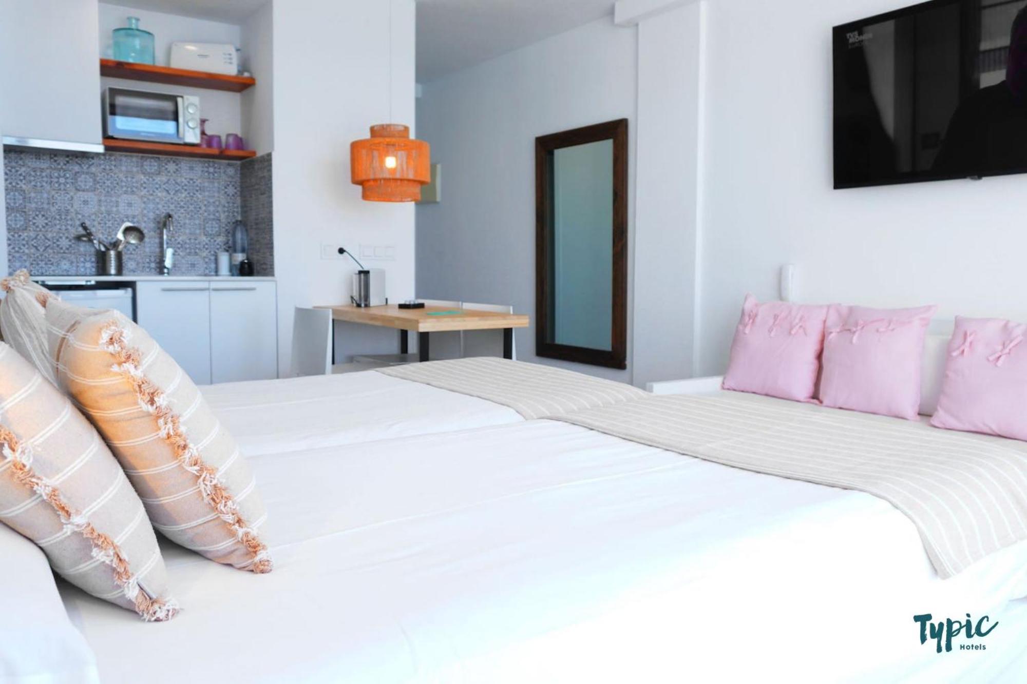 Typic Marina Playa - Adults Only San Antonio (Ibiza) Exterior foto