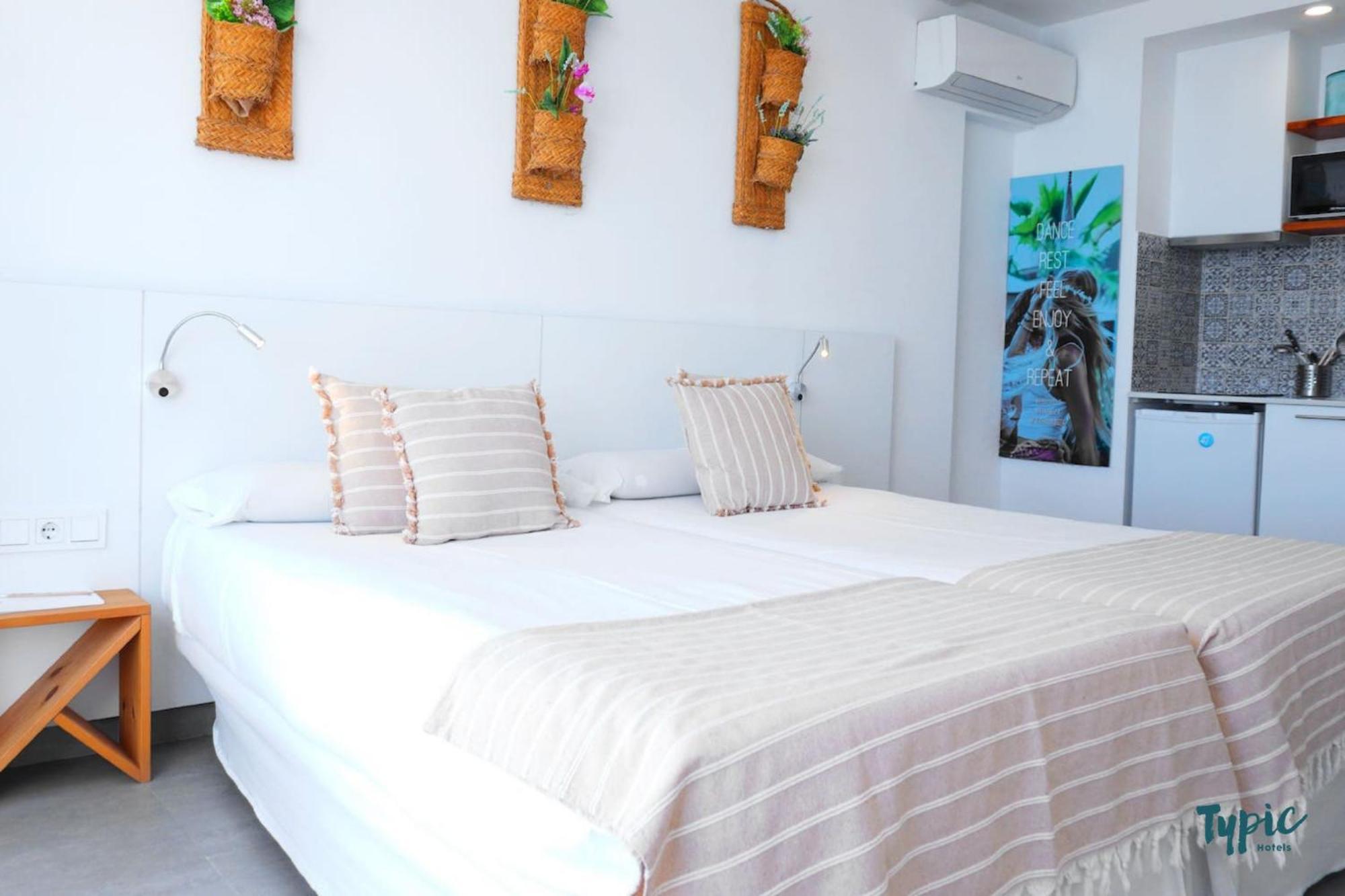 Typic Marina Playa - Adults Only San Antonio (Ibiza) Exterior foto
